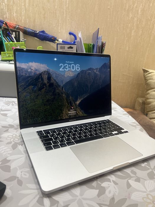Macbook Pro 1TB