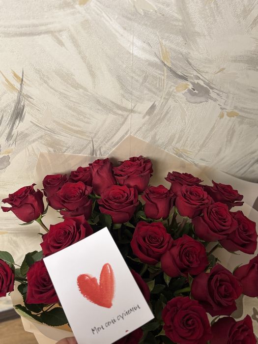 Красный роза продам