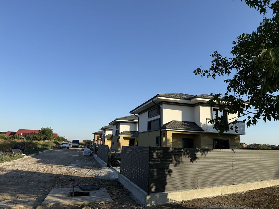 Case Premium Valea Ursului  COMISION 0