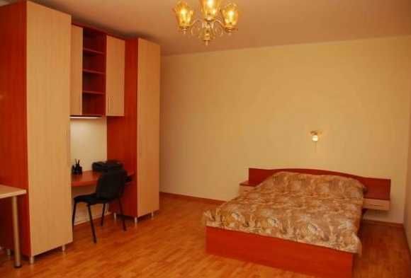 Дава се под наем Едностаен апартамент в Пловдив, Южен - 45 кв.м за 153 € - Снимка #1