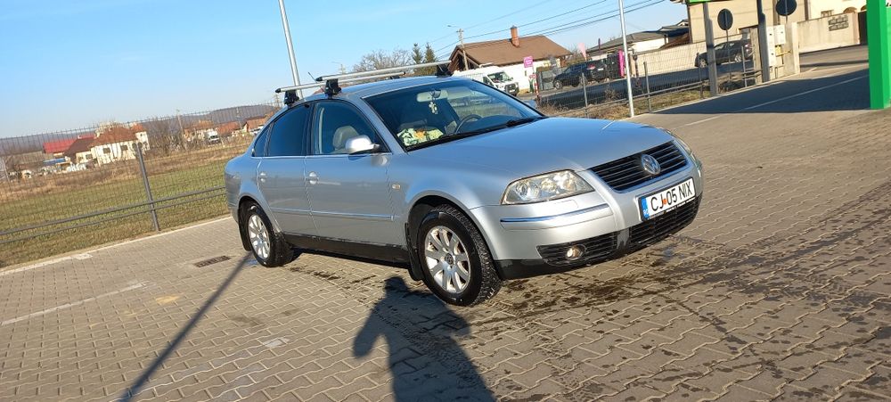 Vând Volkswagen Passat b5
