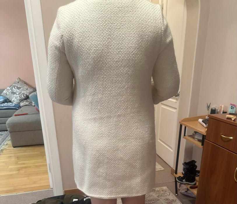 Куртки отдам даром