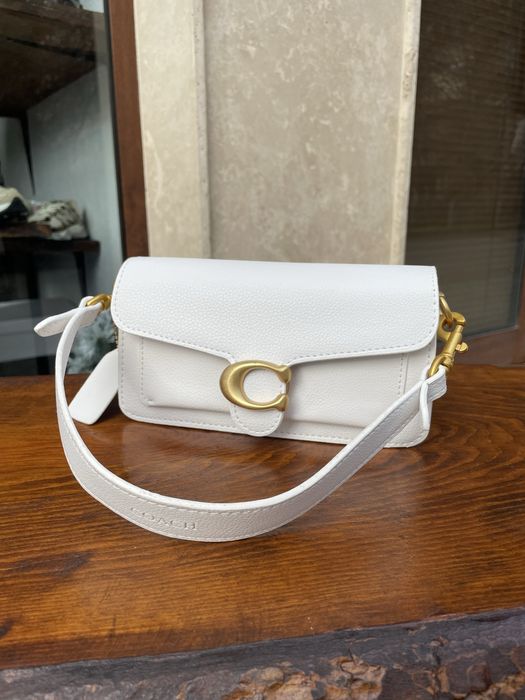 Coach дамски чанти различни цветове