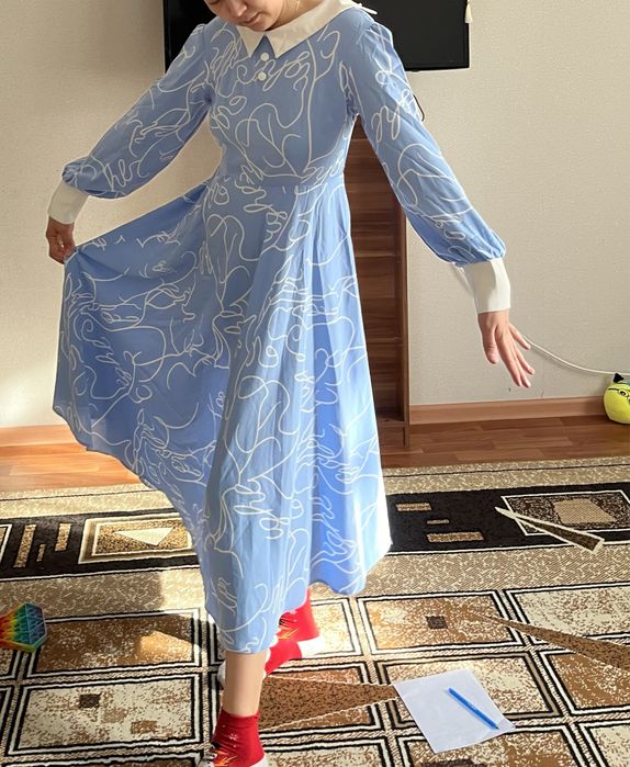 платье красивое, небесно голубое