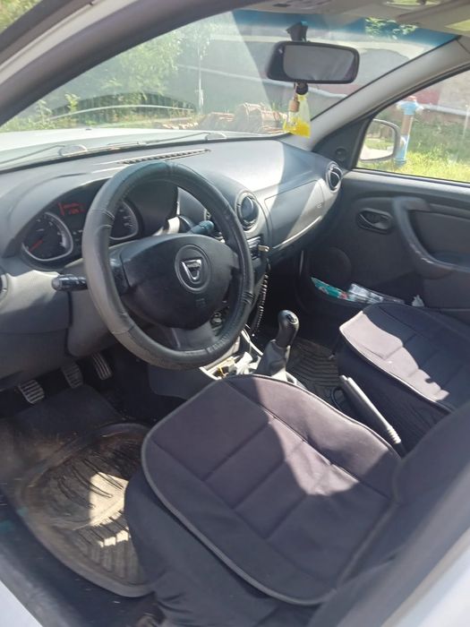 Autoturisme Dacia Duster an fabricație 2012