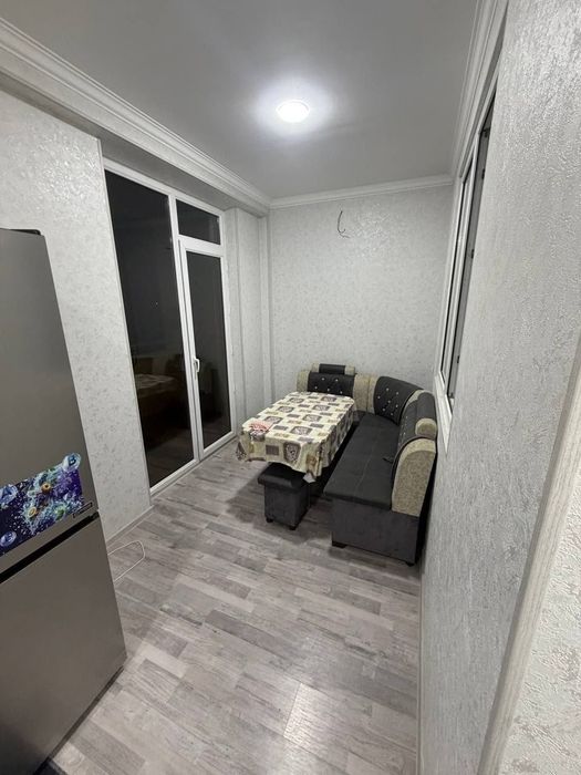 Сдается 2-х комнатная квартира в центре целий 280$ шериклика 1 млдан