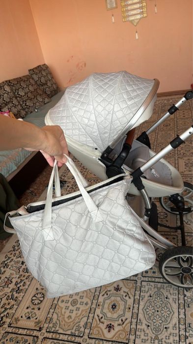 Коляска в хоршем состоянии