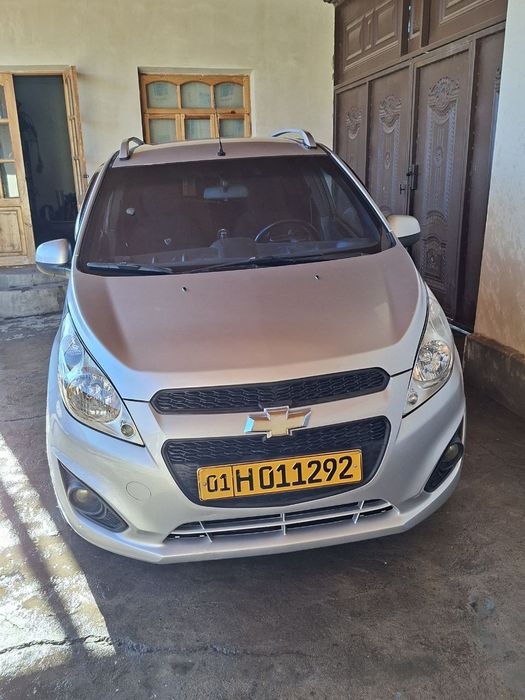 Сотилади Спарк 2011 бинзин факат  оформления