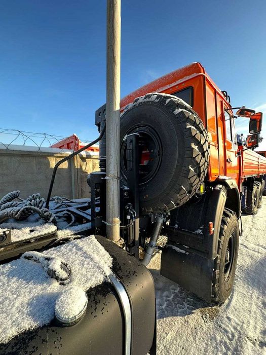 КАМАЗ седельный тягач 44108 6х6