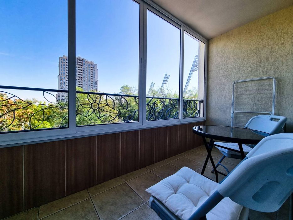 Дава се под наем Тристаен апартамент в Бургас, Зорница - 104 кв.м за 1020 € - Снимка #8