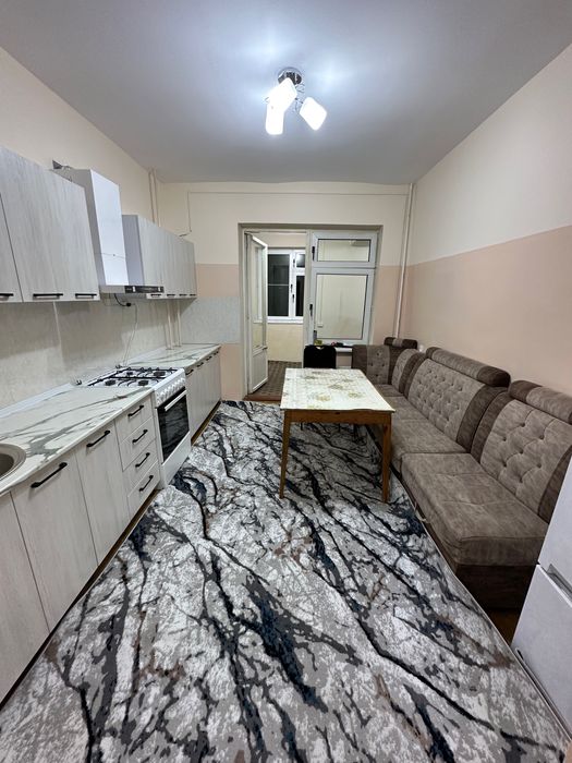 Сдается в долгосрочную аренду трех комнатная квартира