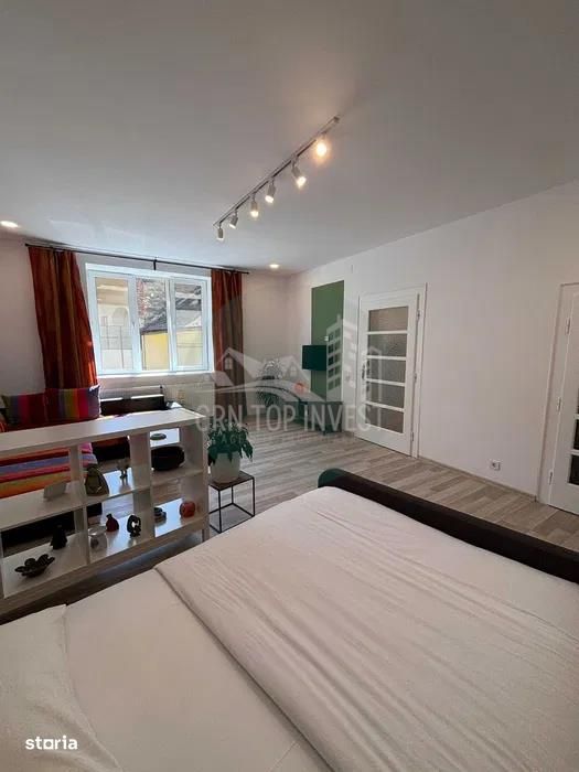Apartament cu o camera pivnita zona Centrala