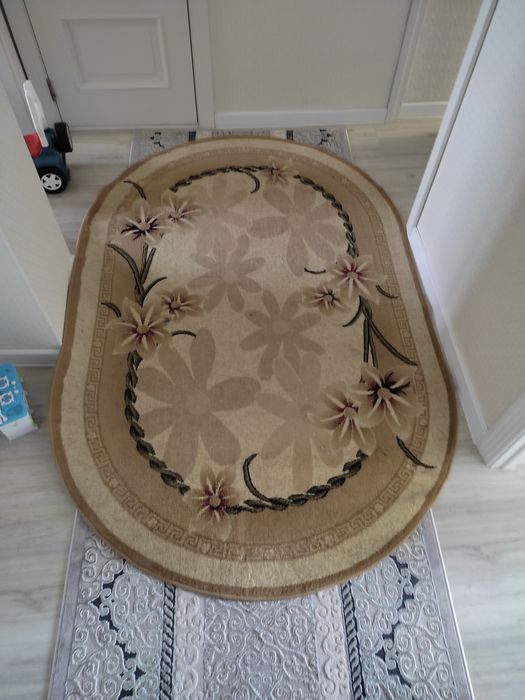 Продам овальные ковер