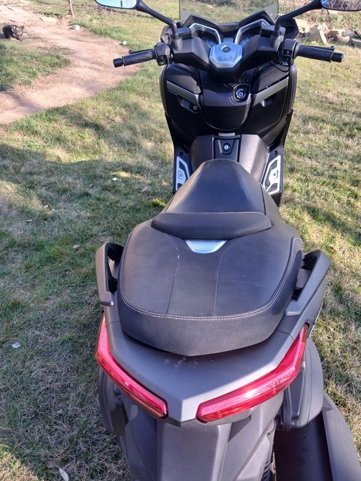 Ямаха xmax400 2016