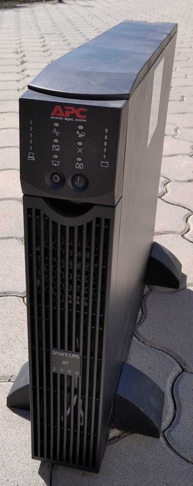 Smart UPS APC RT-2000