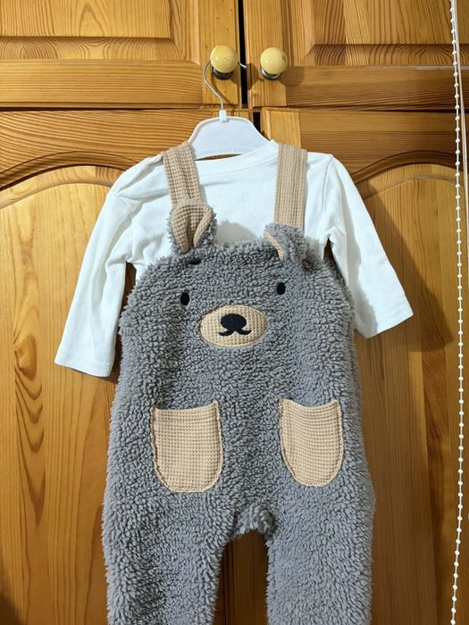 Ромпърче и два гащеризона със тениска и дълъг ръкав