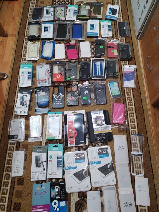 Huse telefoane,folii protecție, huse tableta  lot 58 buc