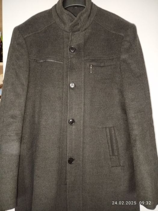 Тънко палто Dewberry