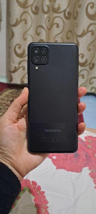 A 12 sotiladi kimga kerek bulsa aybi yo kiz bola ishlatgan