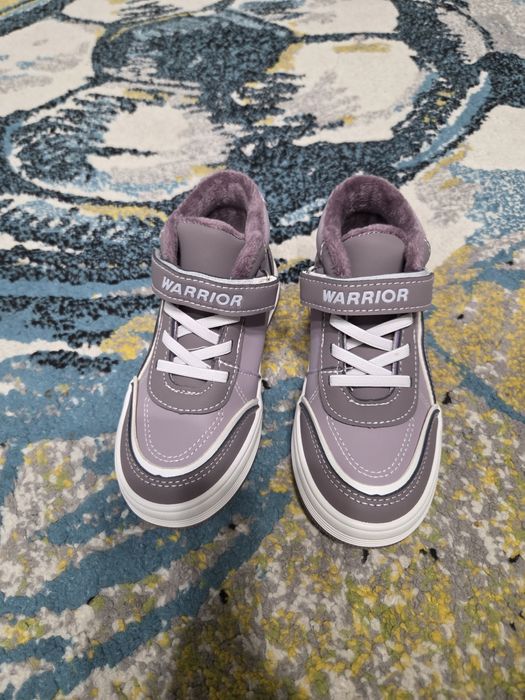 Демисезонные ботинки 28 размера