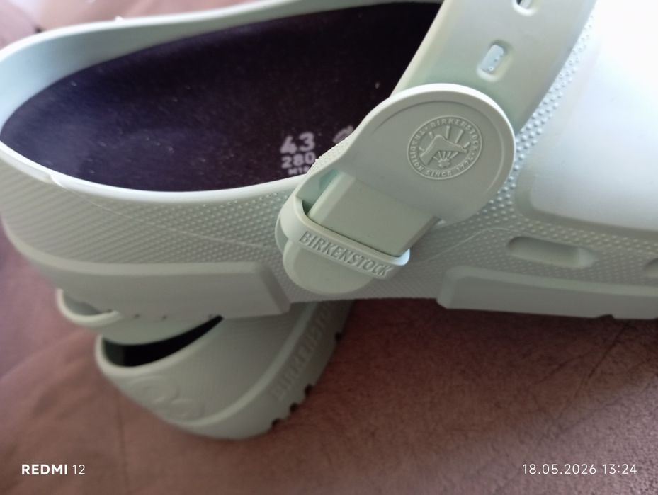 Camper,arkteryx ,Birkenstock, Crocs