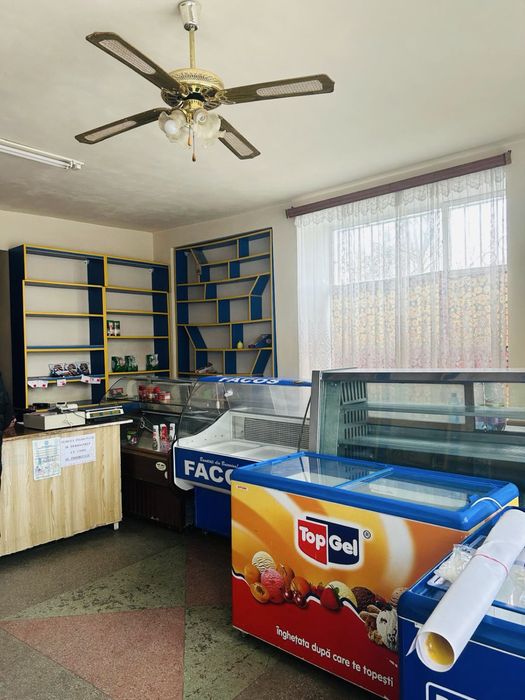 Vând sau inchiriez spațiu comercial – magazin + bar, sat Buhăceni, com. Trușești, jud. Botoșani