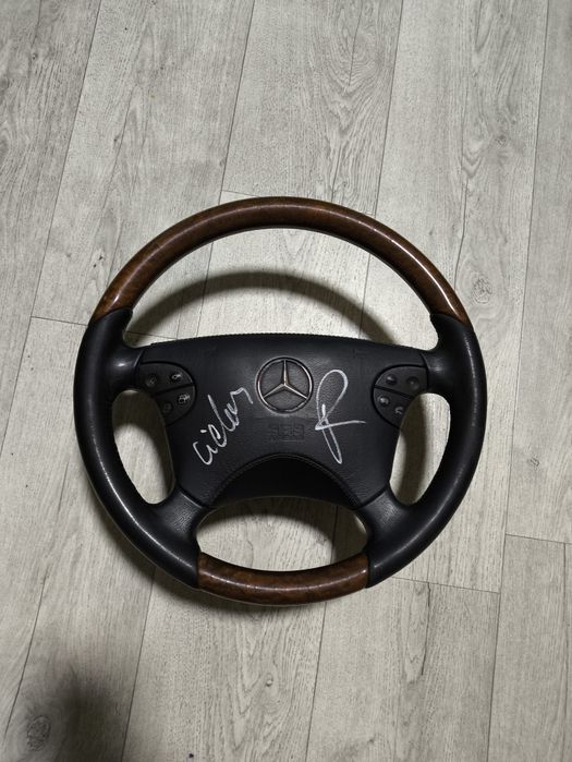 Руль Мерседес 220