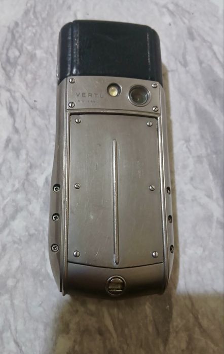 Vertu Ascent Ti