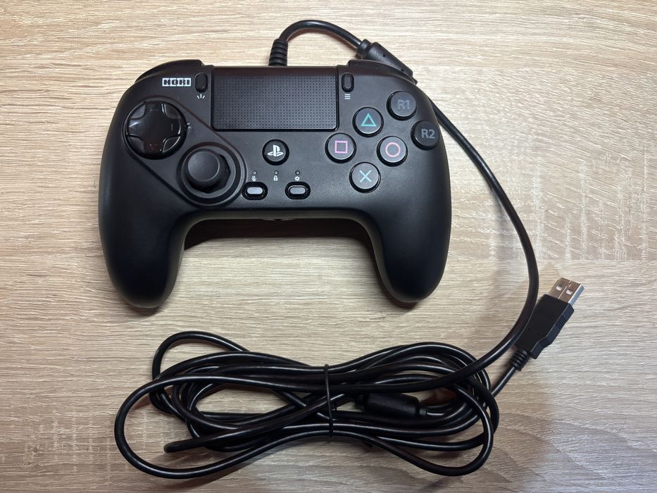Controller PS5 / PC Hori Fighting Octa - Tekken 8 / Street Fighter 6 / Mortal Kombat