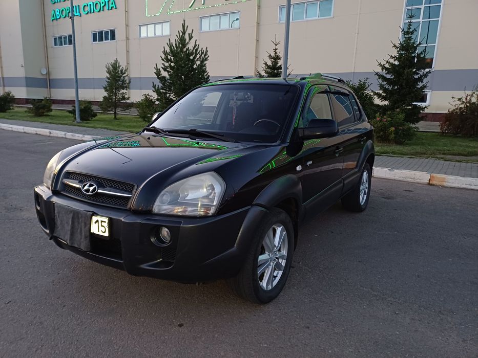 Продам автомобиль Хендай туксон  2007 г.