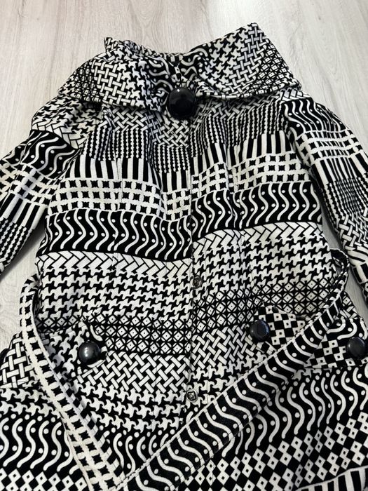 Palton dama model deosebit