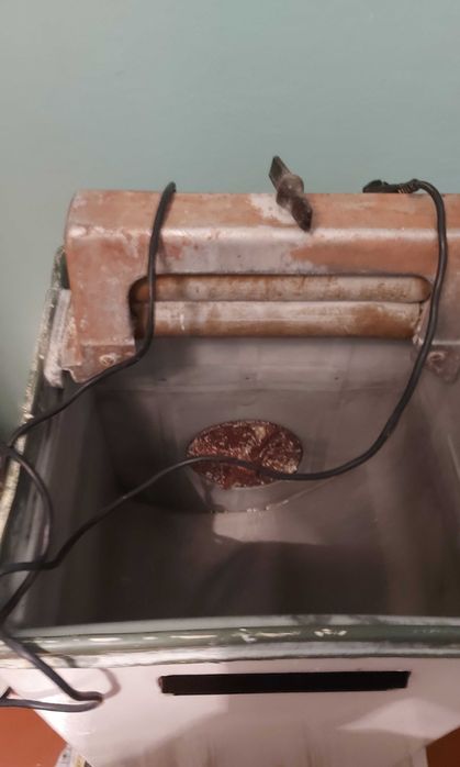 Продается советская стиральная машинка