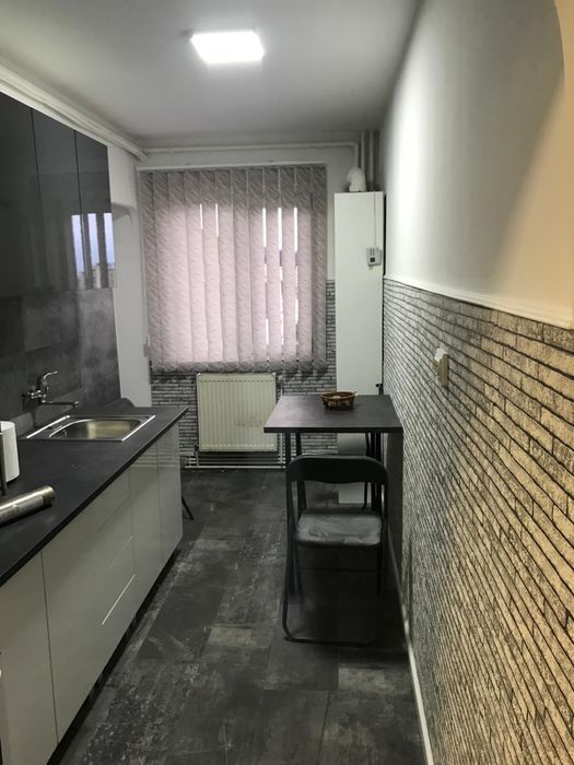 Apartament 2 camere, str. zorilor