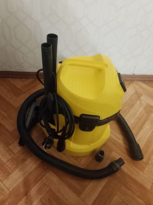 Продам пылесос KARCHER WD 3 P