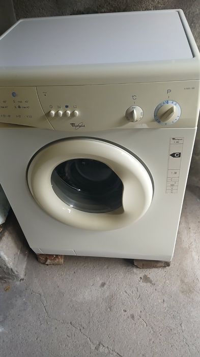 Пералня Whirlpool