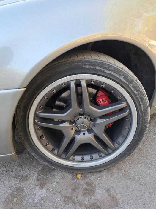 Крамадоры AMG r19 с резиной