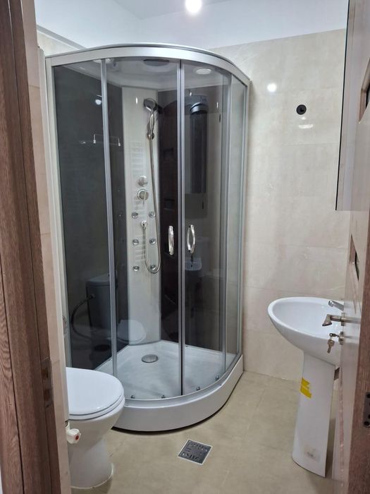 Ap. 1 cam. D bloc nou, 30 mp, Centru - Palas privat