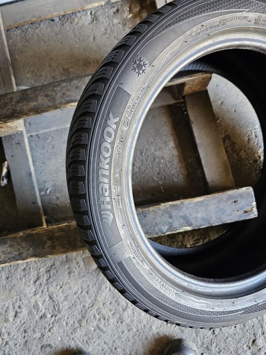 2 anvelope iarna 225 45 17 Hankook 2020