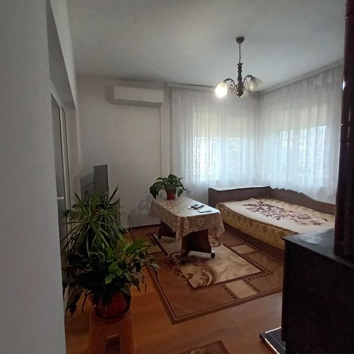 Продава се Многостаен апартамент в Омуртаг - 110 кв.м за 974 €/кв.м - Снимка #3