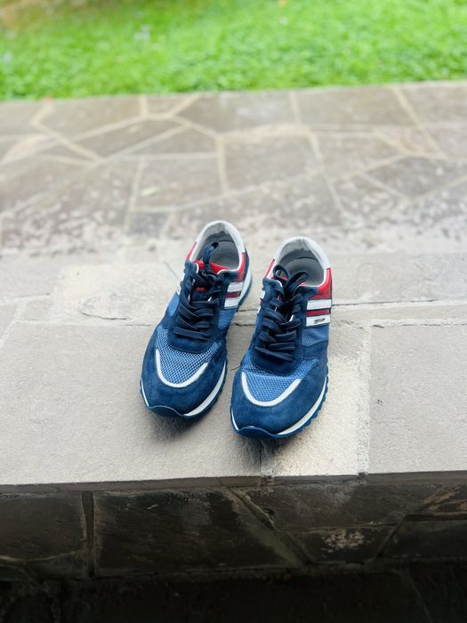 Кроссовки  44 - 45 размер