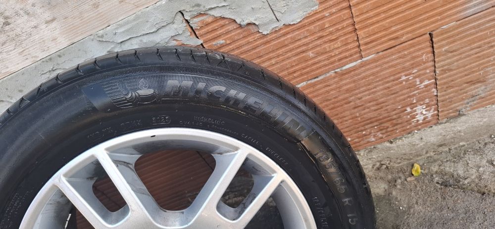 Джанти за Форд с Гуми
