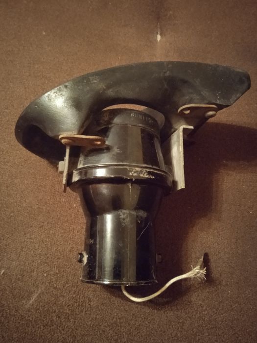 Противотуманка-правая.Стояла на  Kia Karnival.