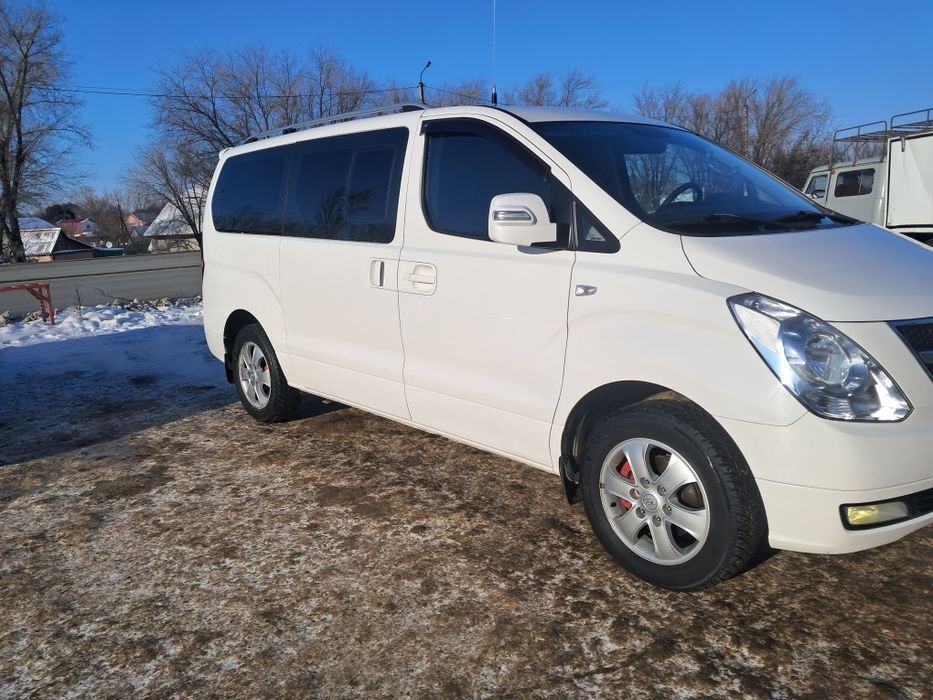 Продам хундай гранд старекс