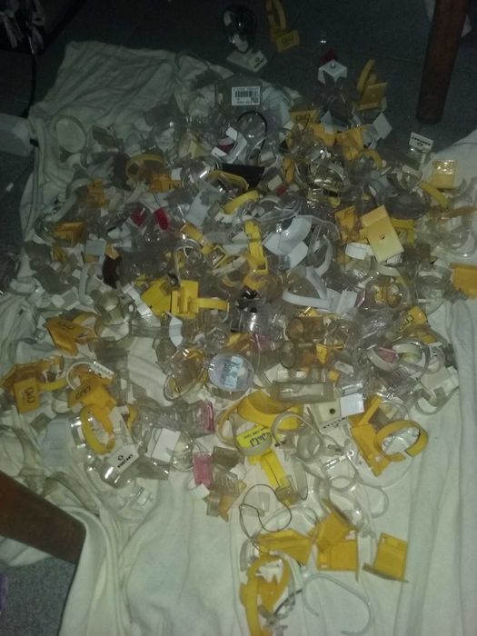 Стойки за часовници