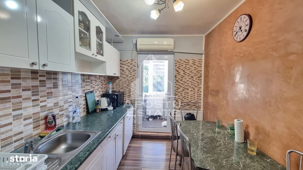 Apartament 3 camere de vanzare, decomandat, Lipovei, Timisoara — fotografia 1