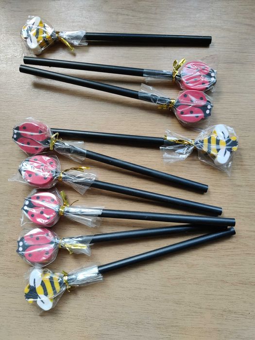 Продавам Моливи ученически - последни 15 броя