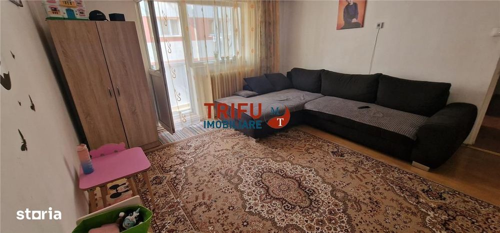 Apartament 3 camere de vanzare zona Cetate — fotografia 1