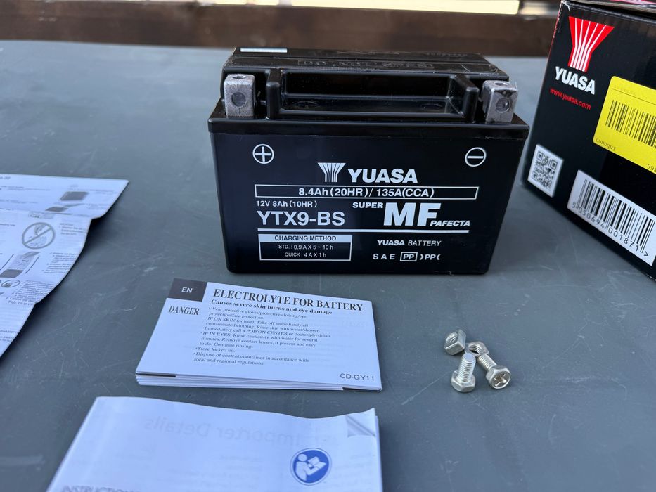 Baterie Yuasa YTX9-BS
