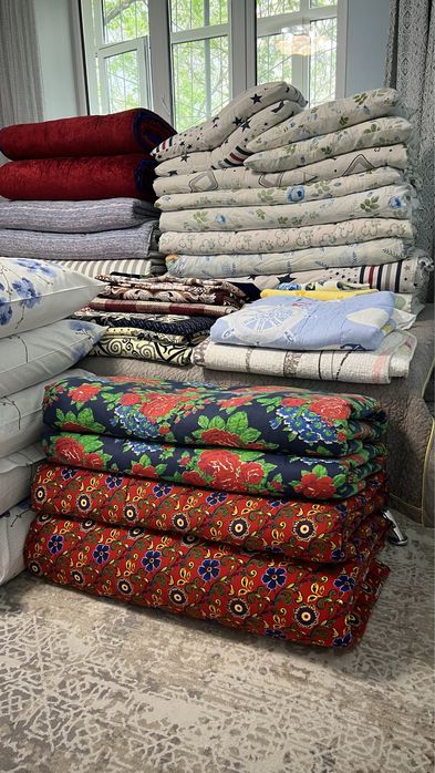 Подушка, корпе, одеяло, матрац, постельное белье