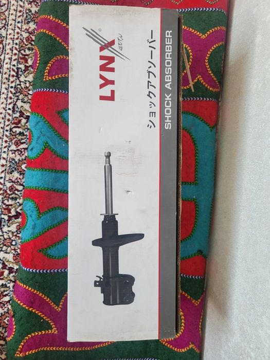 Стойка Амортизатор передний правый